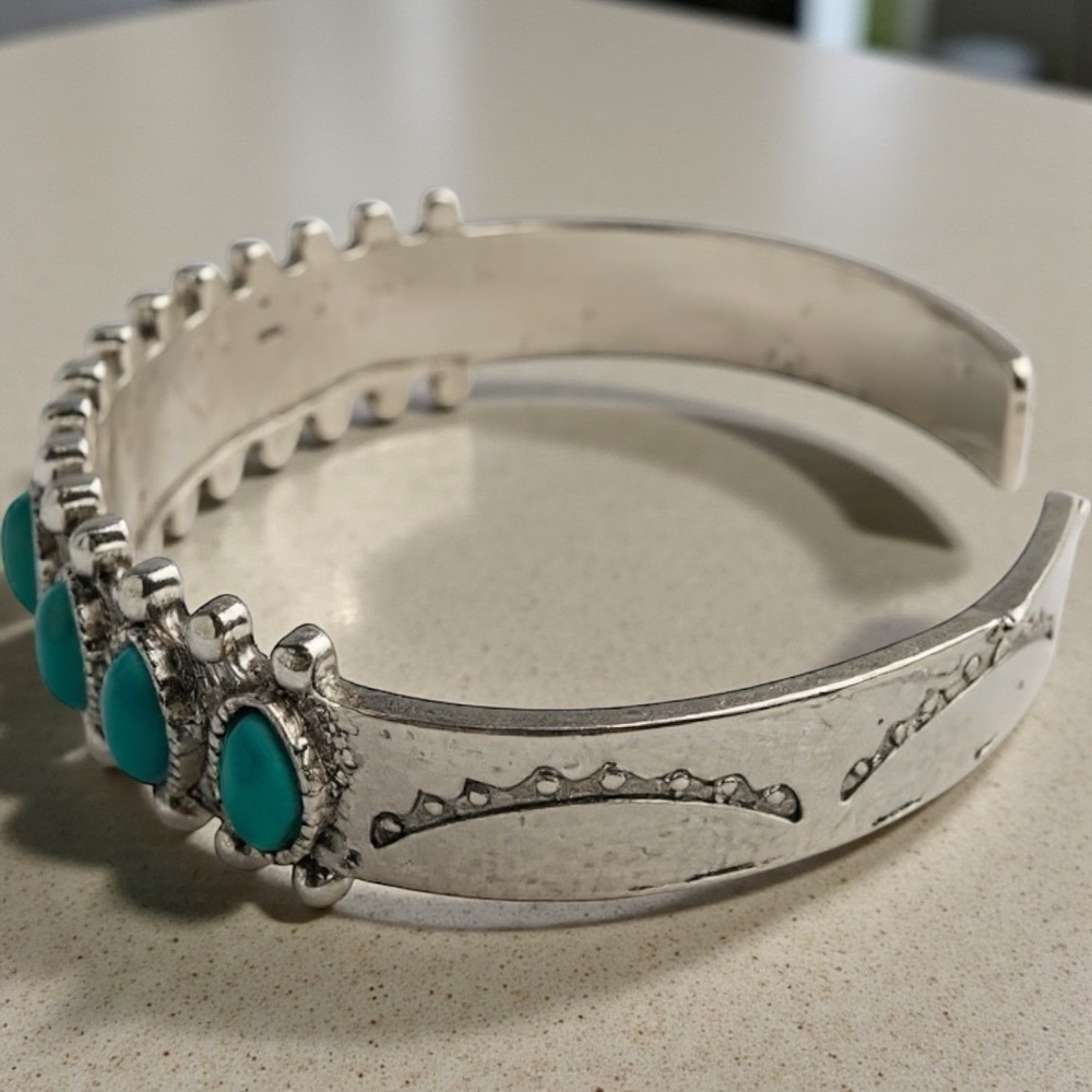 Boho  Silver and Turquoise Women's Cuff - Picture 3 of 5
